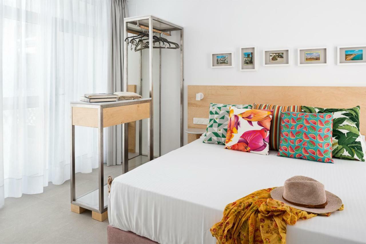 Apartamentos Y Estudios Centricos Conil Home Suite Conil De La Frontera Exterior photo