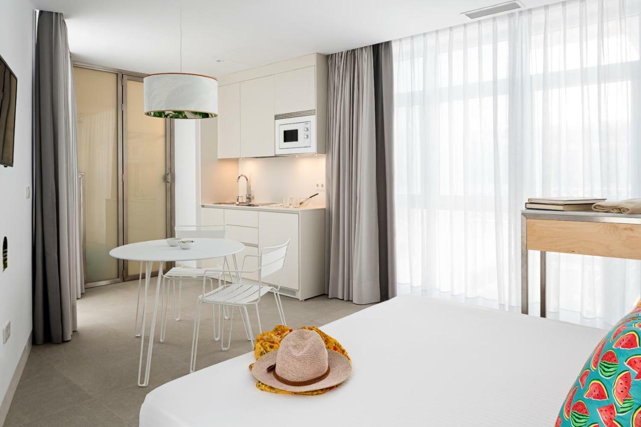 Apartamentos Y Estudios Centricos Conil Home Suite Conil De La Frontera Exterior photo