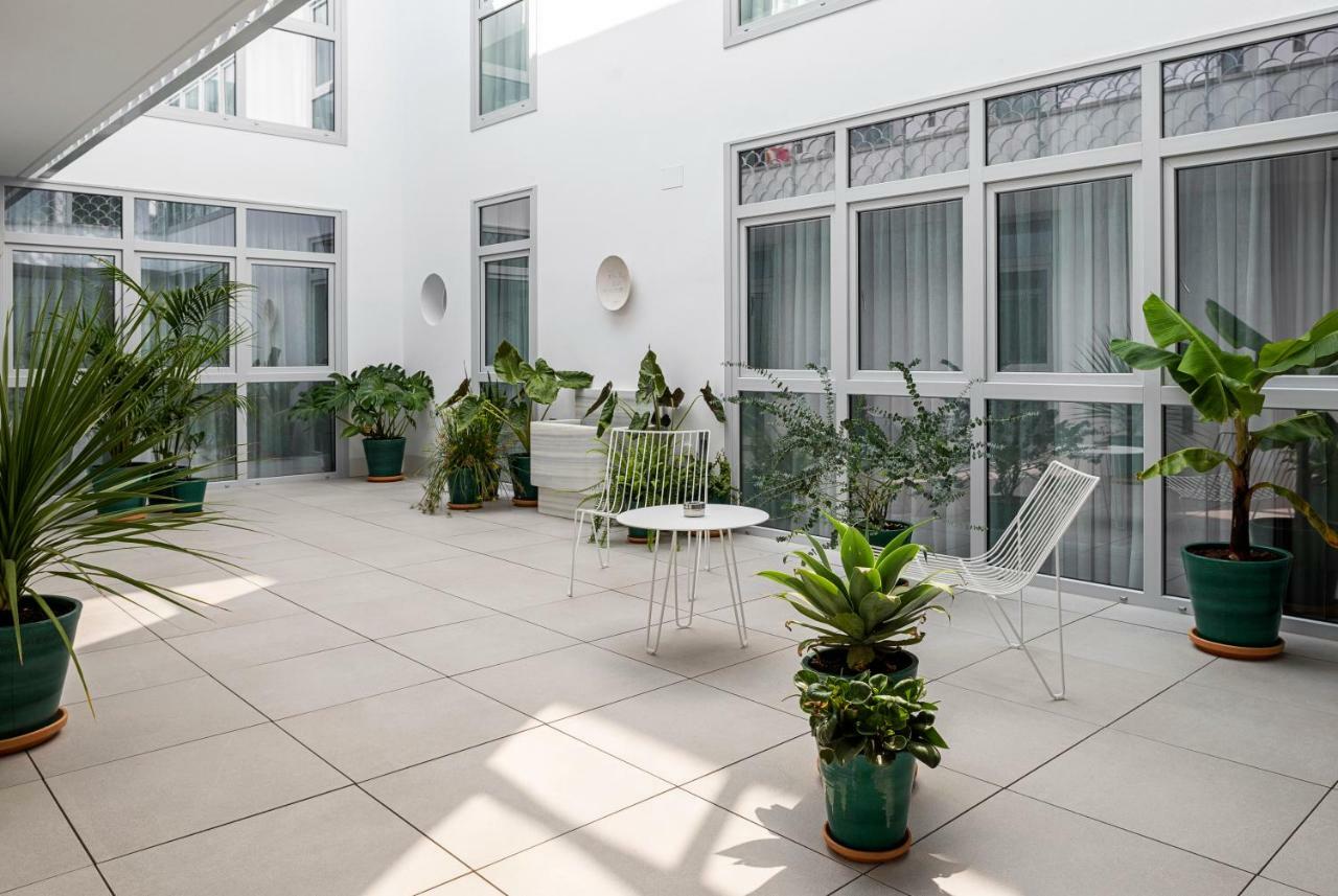Apartamentos Y Estudios Centricos Conil Home Suite Conil De La Frontera Exterior photo