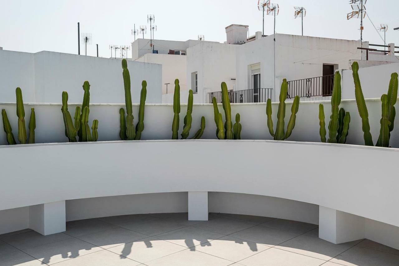 Apartamentos Y Estudios Centricos Conil Home Suite Conil De La Frontera Exterior photo